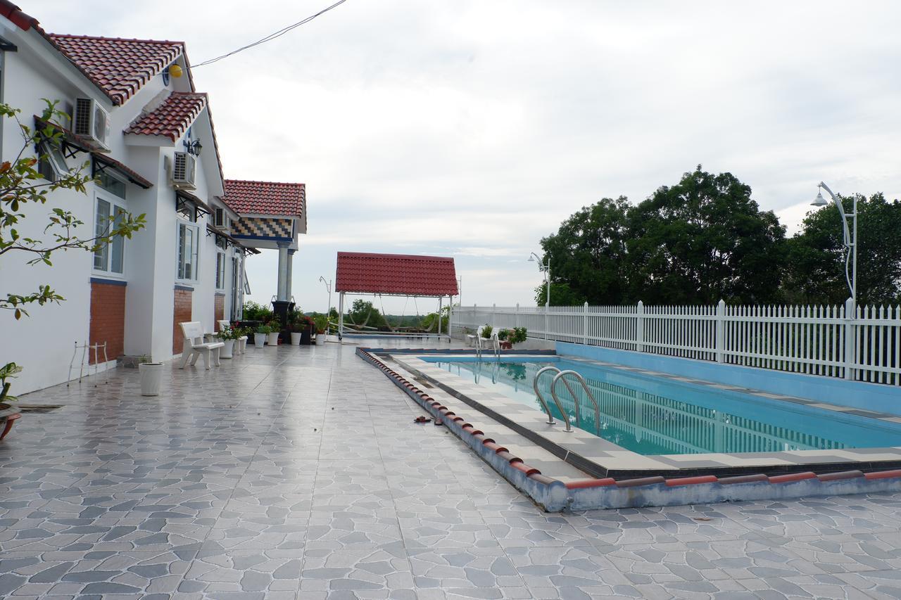 Hanh Mai Hotel Дуонг-Донг Экстерьер фото
